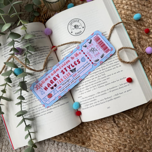 Marcapáginas con forma de ticket Harry Styles FANCLUB.