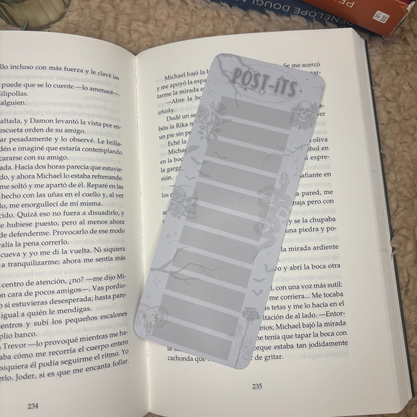 Porta pósits dark vibes.