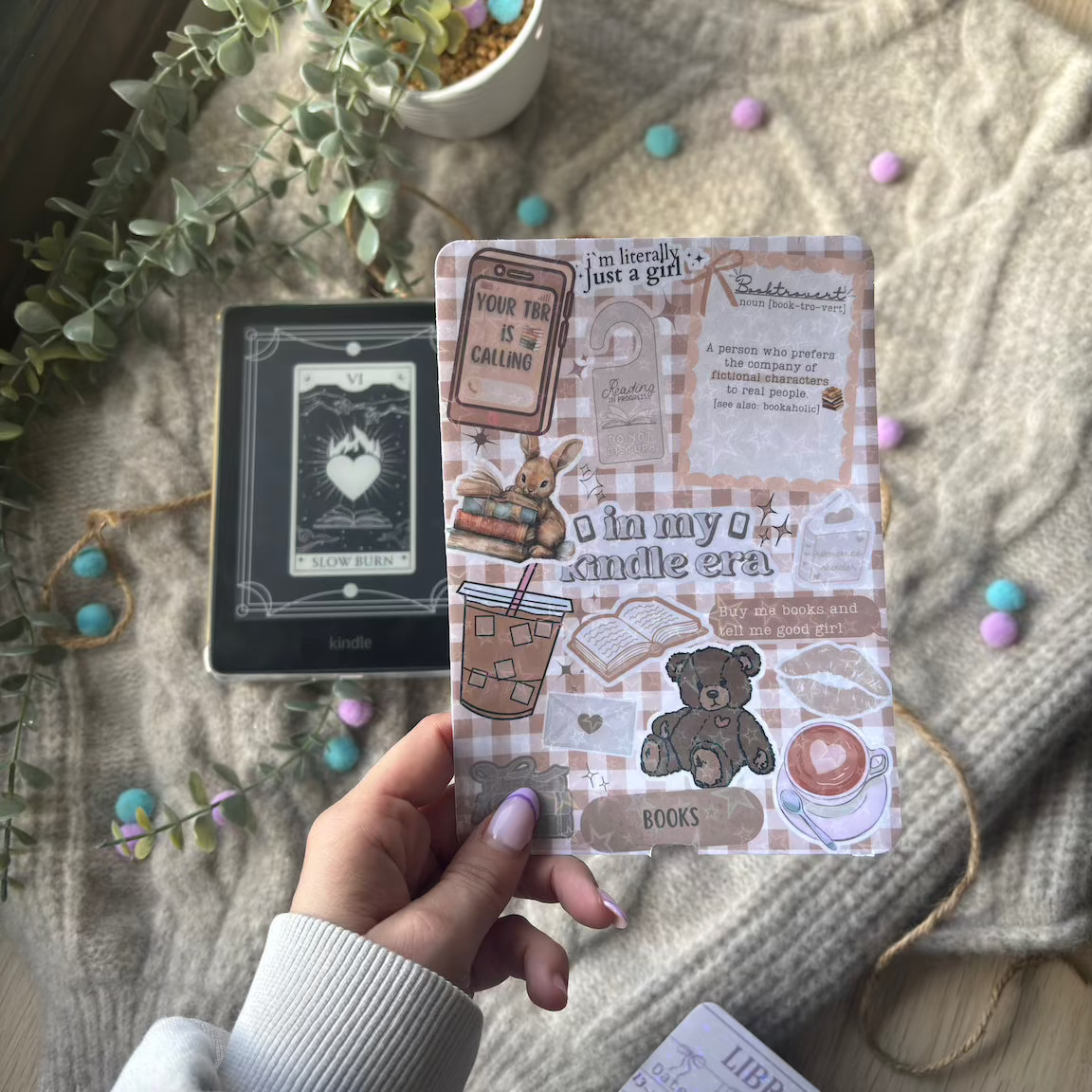 Kindle insert aesthetic brown