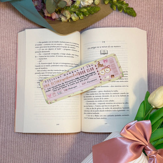 Marcapáginas con forma de ticket Una última oportunidad, de Carla Traver
