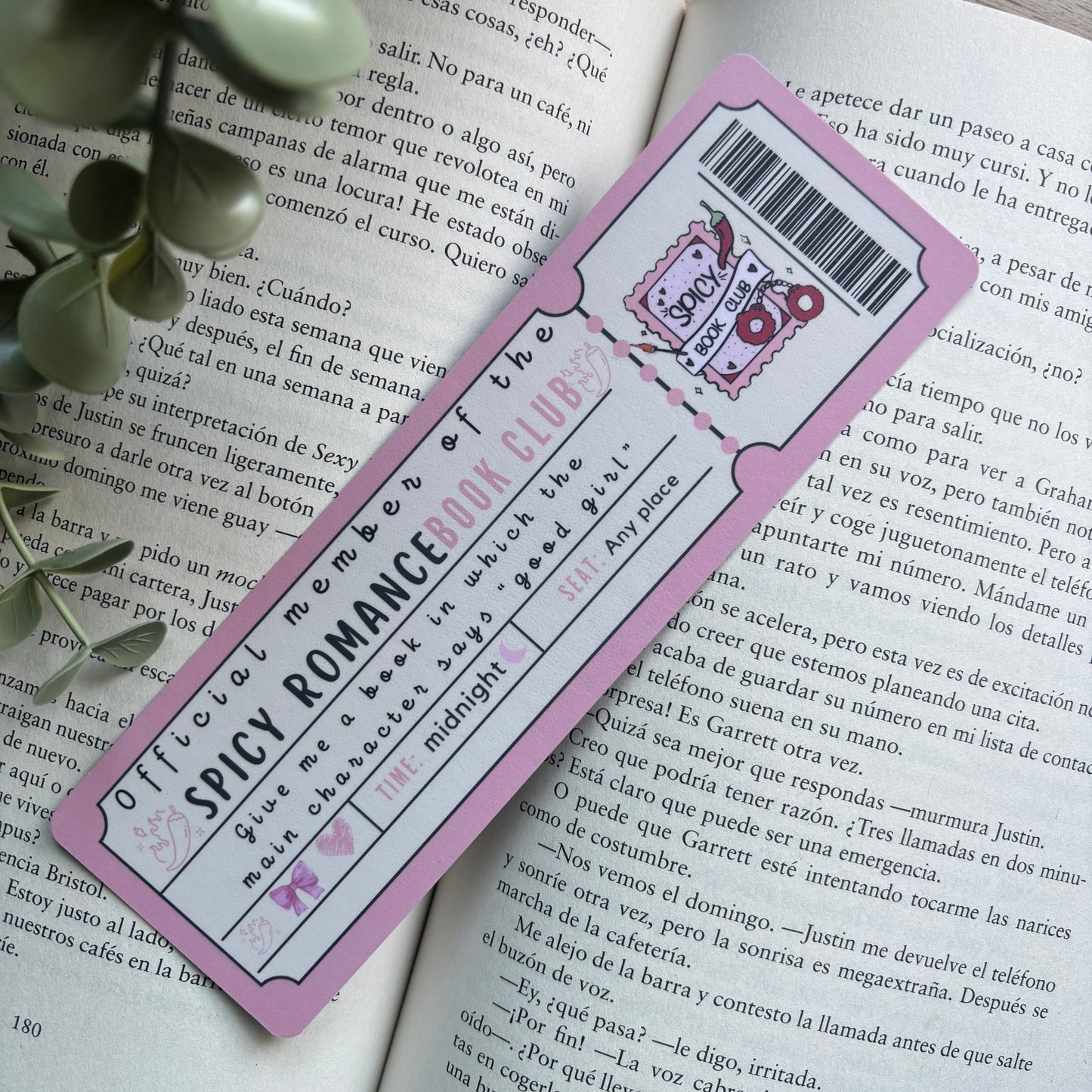 Marcapáginas con forma de ticket de tropes literarias.