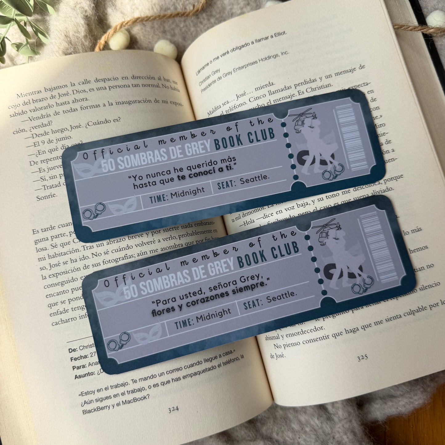 Marcapáginas con forma de ticket 50 sombras de grey