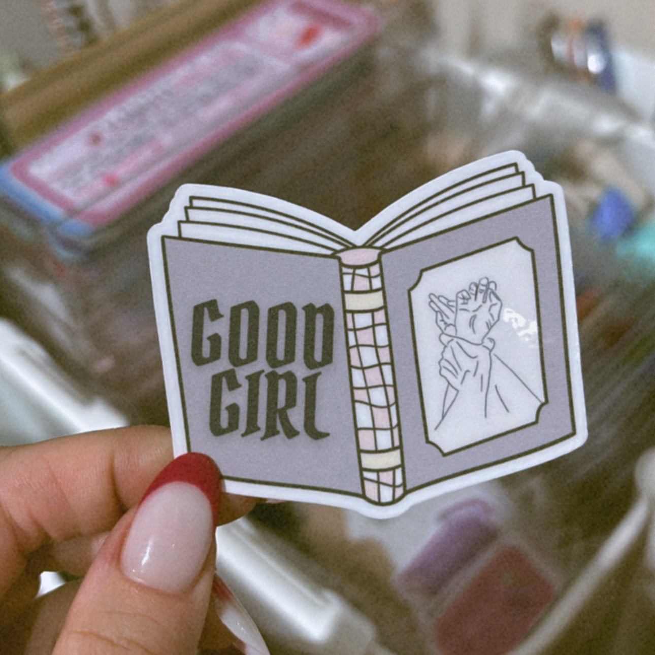 Pegatina libro 'good girl'