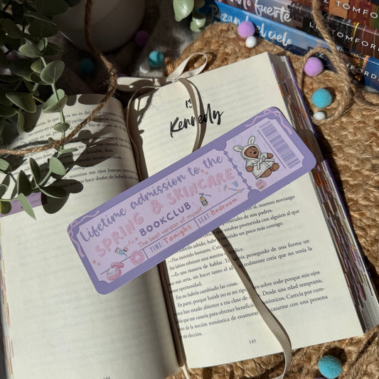 Marca páginas tradicional con forma de ticket Spring and skincare