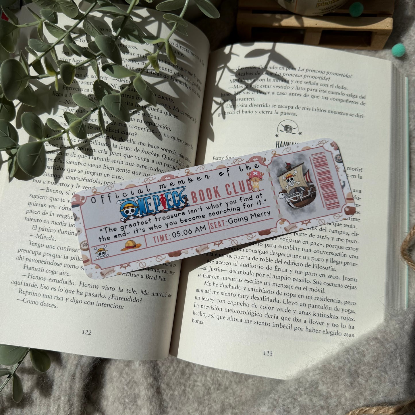 Marcapáginas con forma de ticket One piece