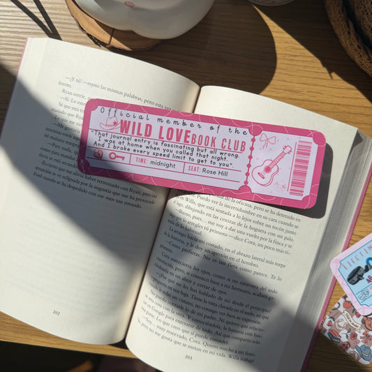 Marcapáginas con forma de ticket Wild love, Elsie Silver