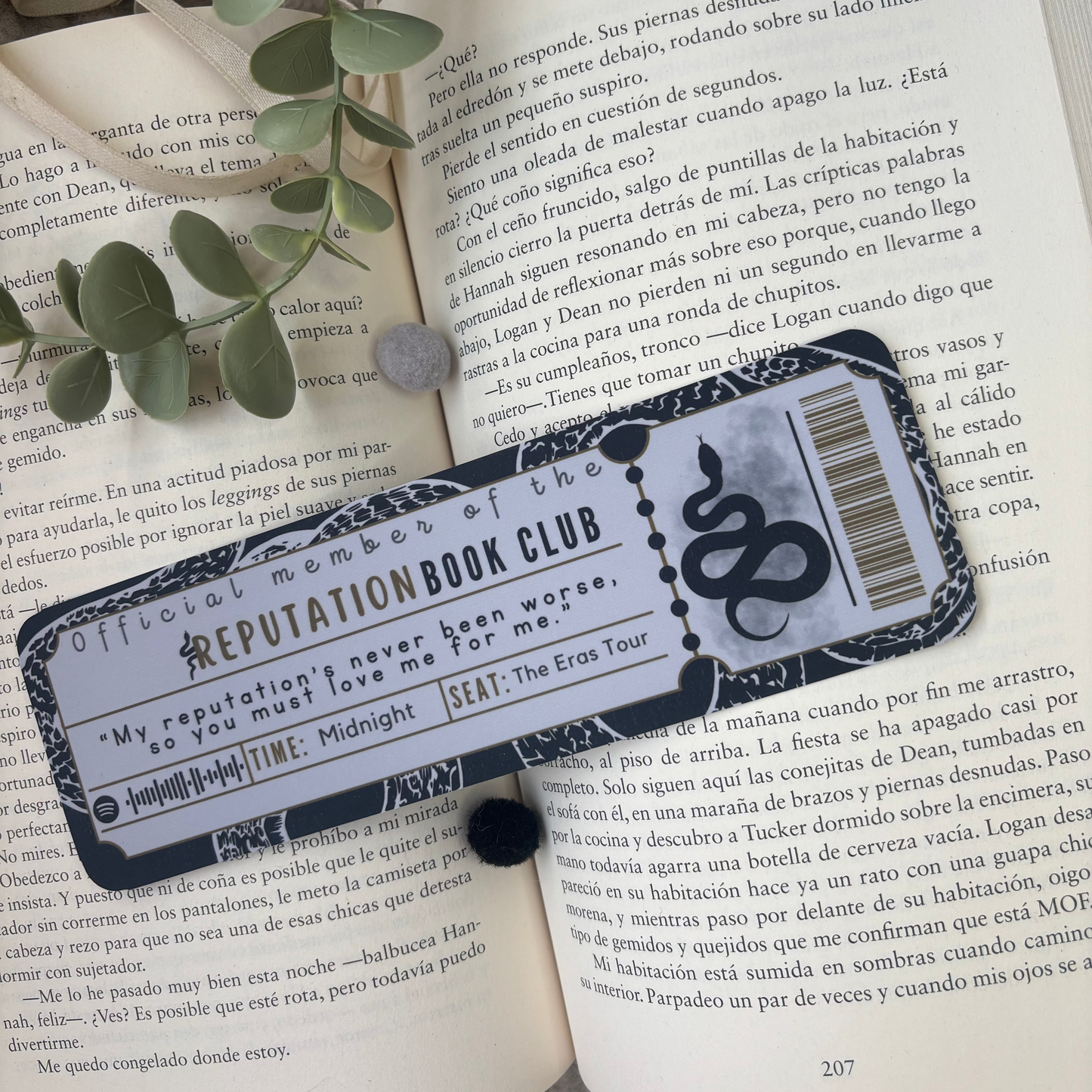 Marcapáginas con forma de ticket Eras Taylor Swift.