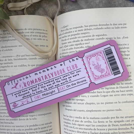 Marcapáginas con forma de ticket Romantasy.