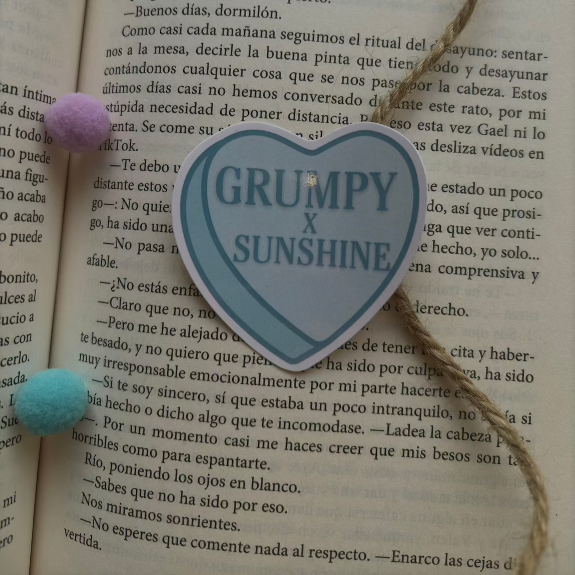 Pegatinas corazones con tropes literarios.