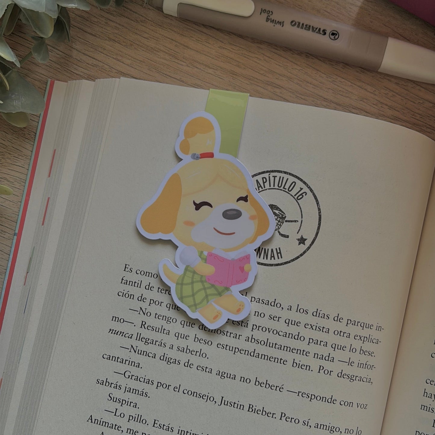 Marcapáginas magnético Canela lectora Animal Crossing