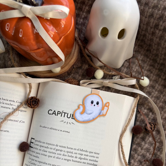 Marcapáginas fantasma con vela