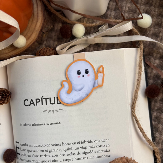 Marcapáginas fantasma con vela
