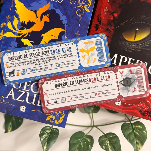 Marcapáginas con forma de ticket saga Fénix y dragón, de Lucía Cerezo